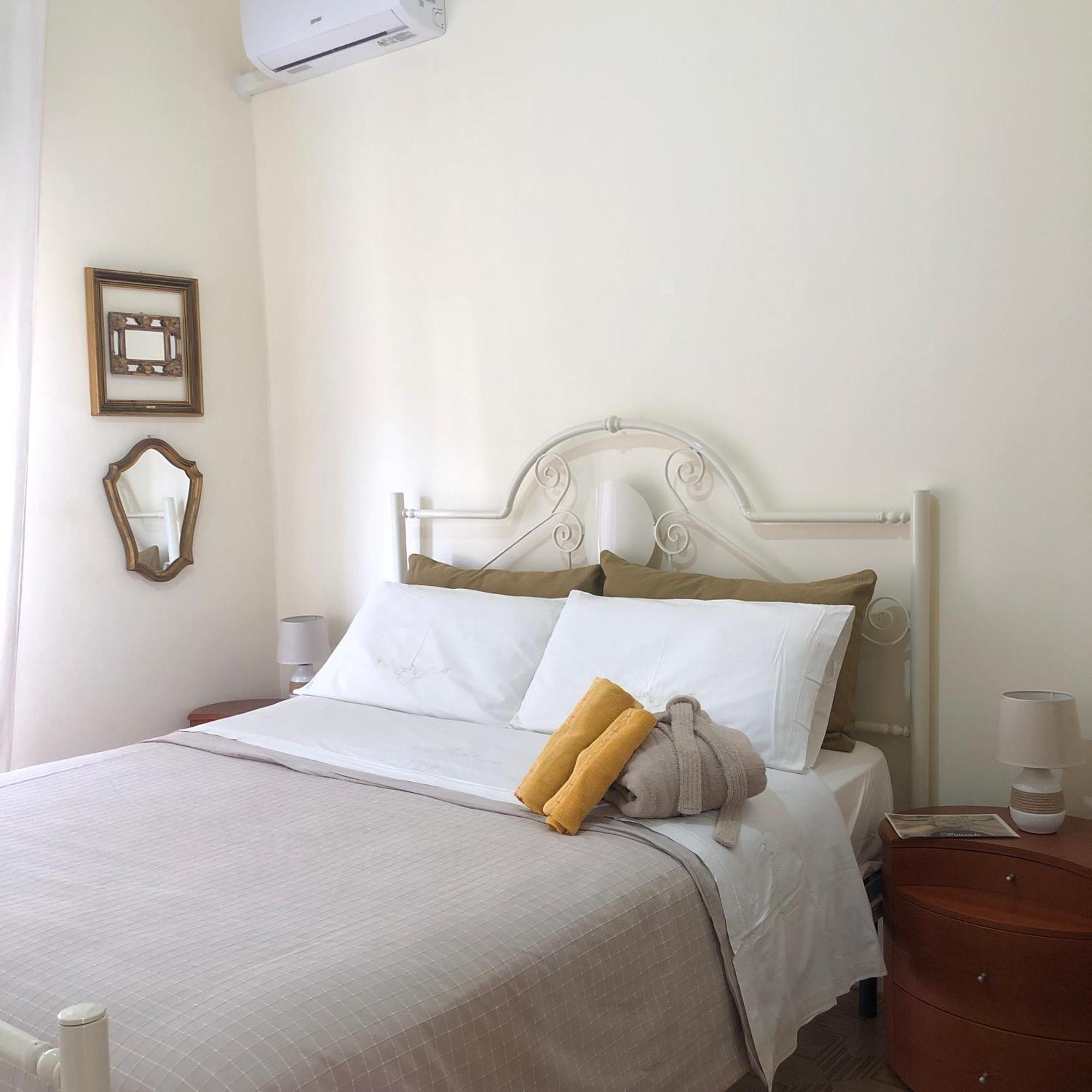 Casa Dorina Charme E Comfort A 100 M Dal Mare Донналуката Экстерьер фото